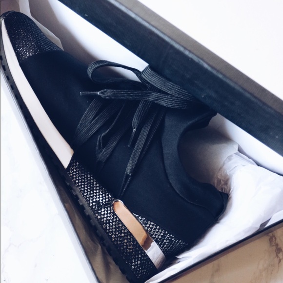 jslides zorro sneakers